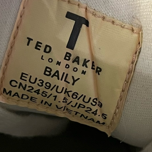 Ted Baker Bailey Trainers - Picture 6 of 7